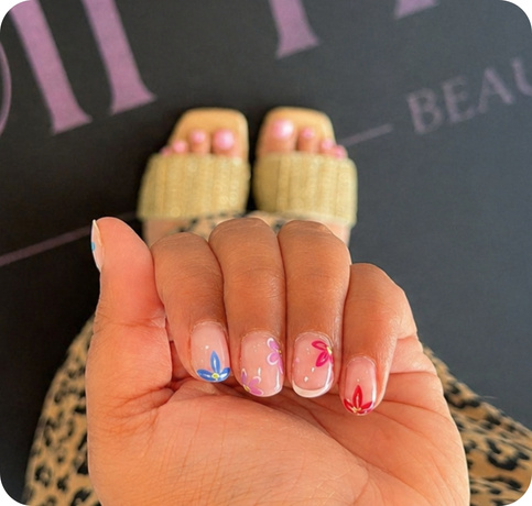 Custom nail set by Karmi Beauty Salon in Jamaica Queens